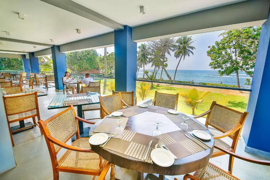 بالکن رستوران هتل ارزلز ریف برووالا